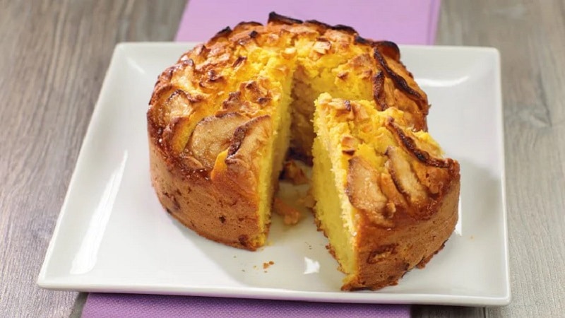Gâteau aux pommes et yaourt