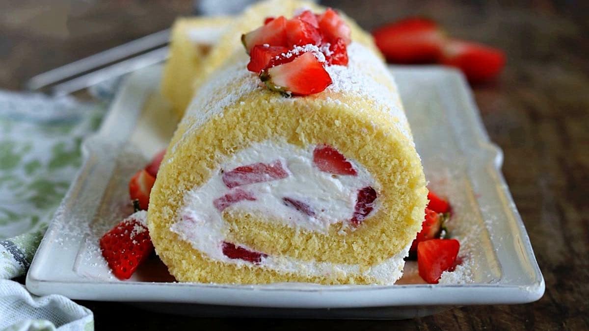 Roulé à la fraise et mascarpone