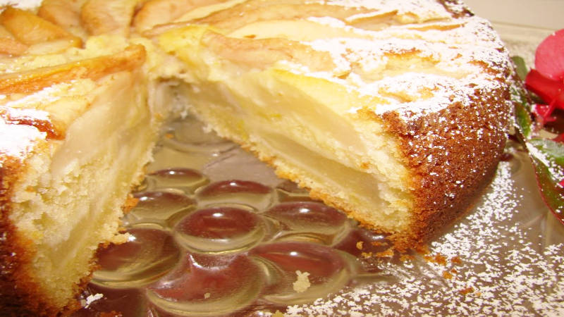 GÂTEAU FONDANT AUX POIRES