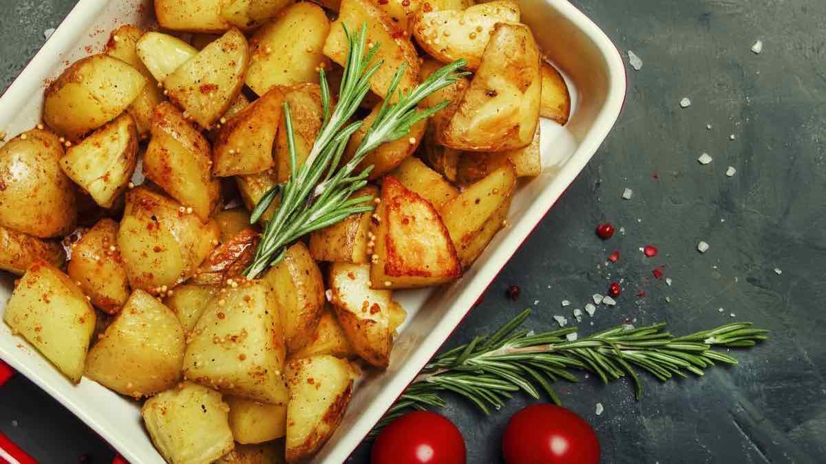 Pommes de terre au four croustillantes, simples et savoureuses