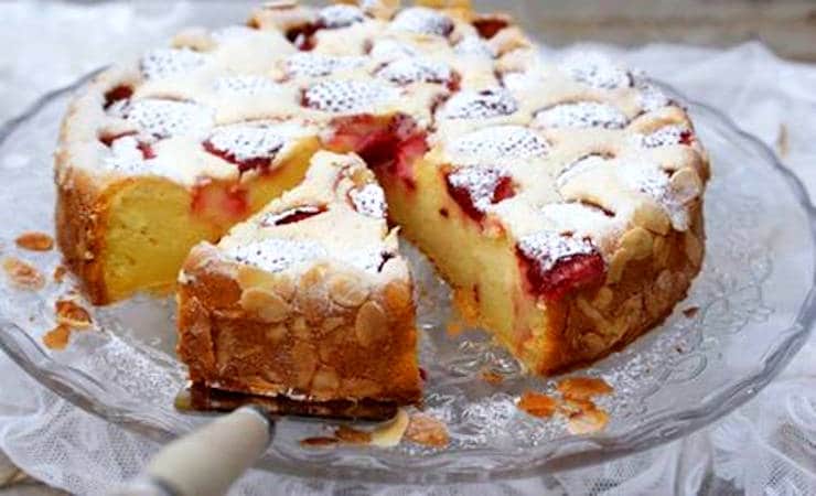 Gâteau au yaourt grec aux fraises