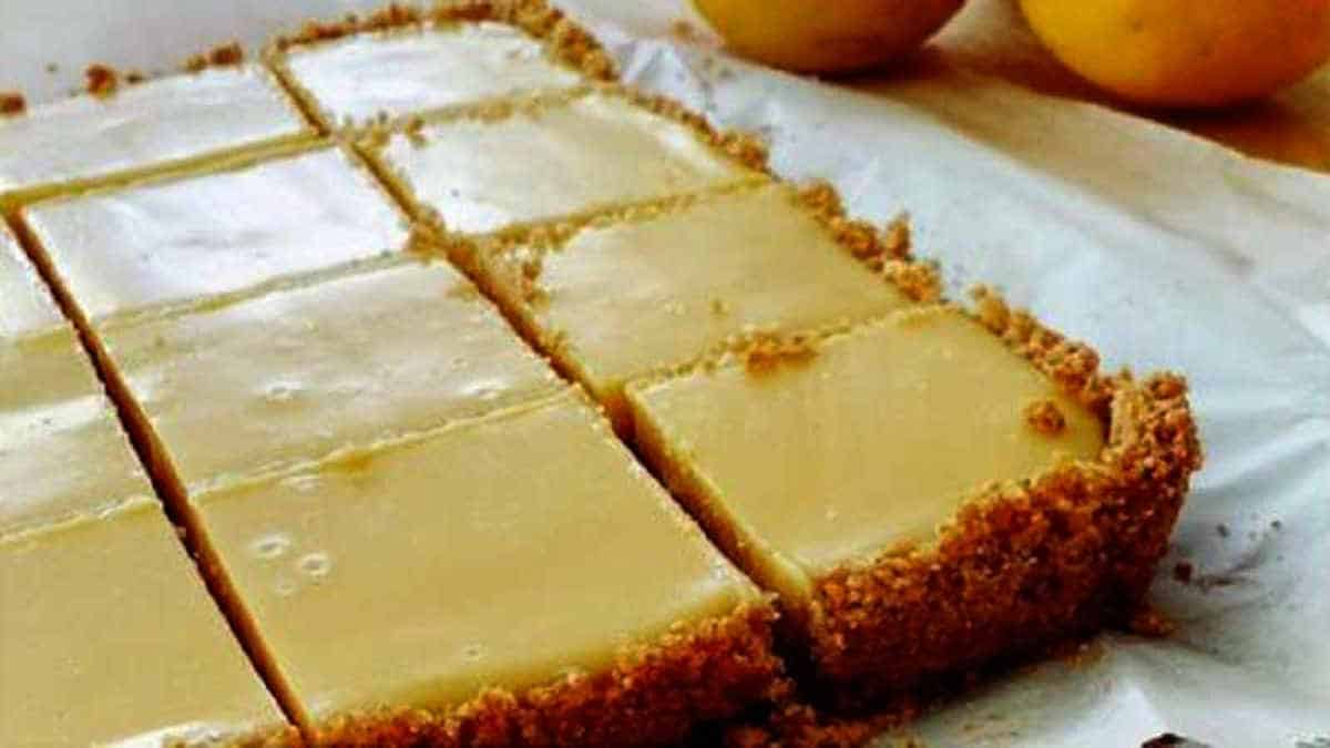 GÂTEAU CRÉMEUX AU CITRON