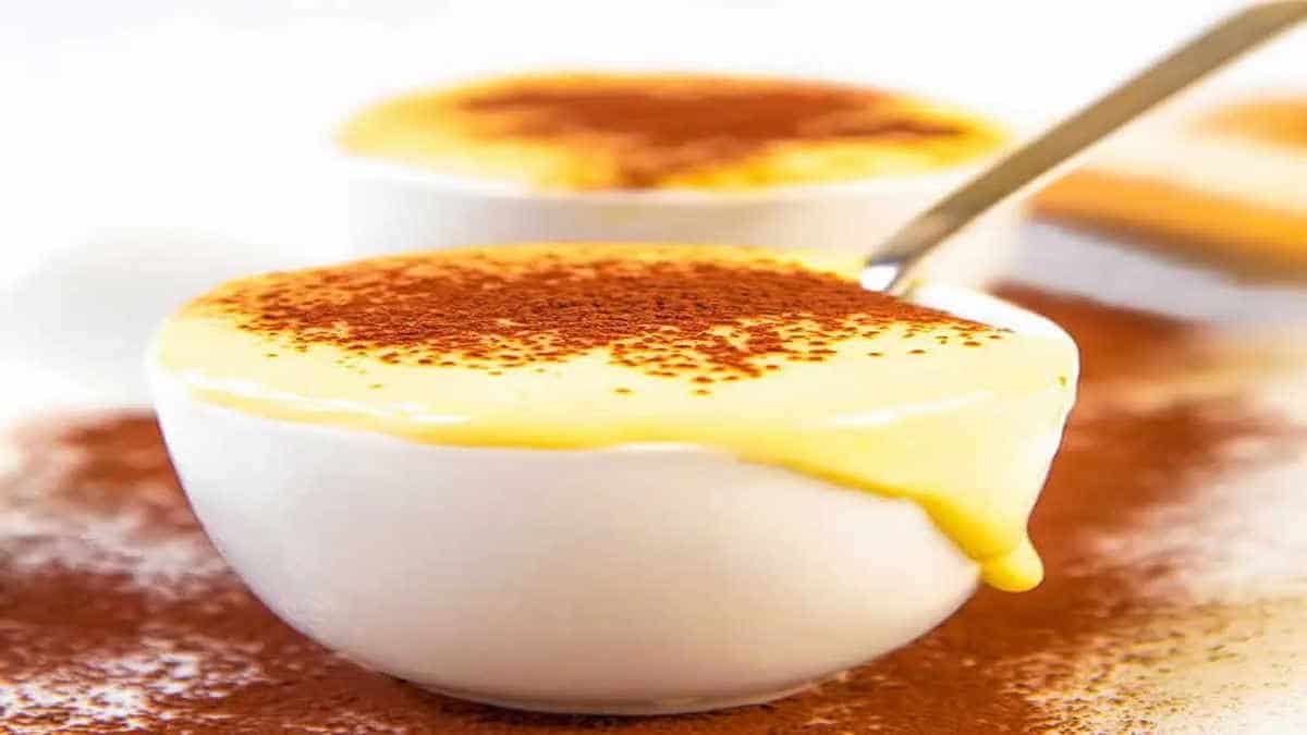 Crème aux oeufs à la vanille