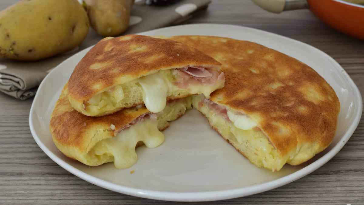 Gâteau farcie de pommes de terre