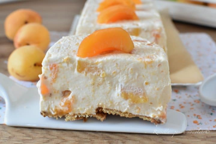 Desserts glacés aux abricots