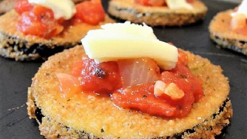 Quartiers d'aubergine frits