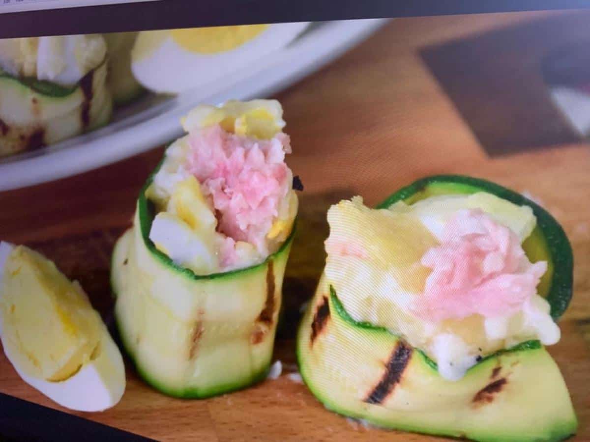 Rouleaux de courgettes farcis