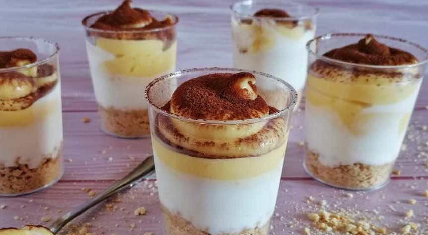 DESSERT AU YAOURT ET CHOCOLAT BLANC