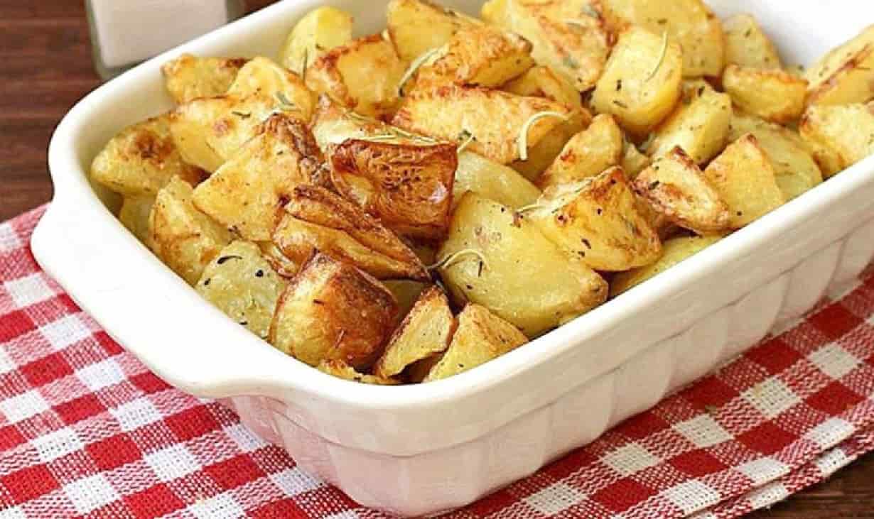 LA RECETTE DE POMMES DE TERRE AU FOUR