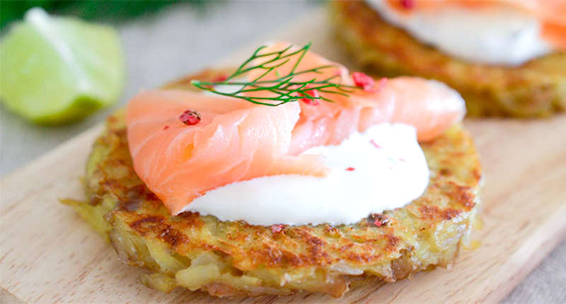 Galettes de pommes de terre au saumon