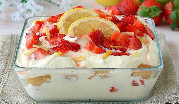Tiramisu au citron et aux fraises sans œufs: