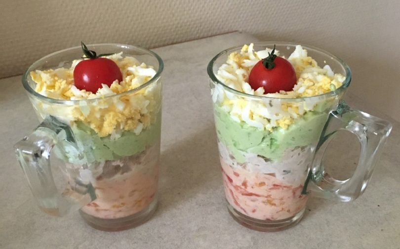 VERRINES AVOCAT THON TOMATES OEUF