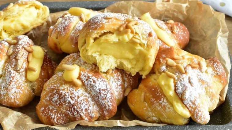 Croissant de pâtisserie de ma mamie