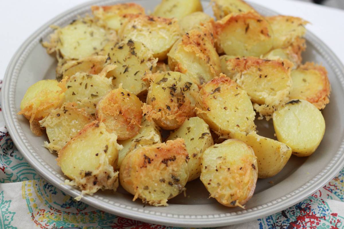 Pommes de terre au parmesan au four