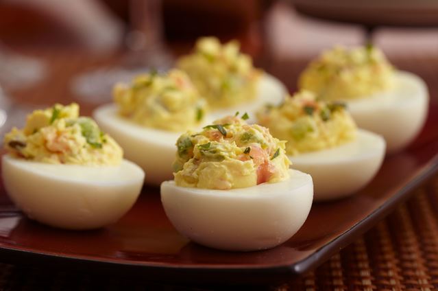 Oeufs farcis au saumon fumé.
