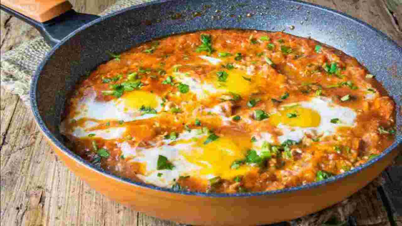 Poêlée de tomates aux oeufs