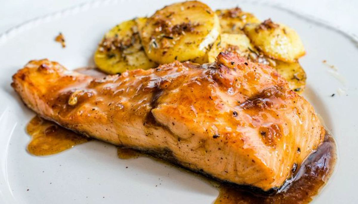 Filet de saumon sauce miel et moutarde