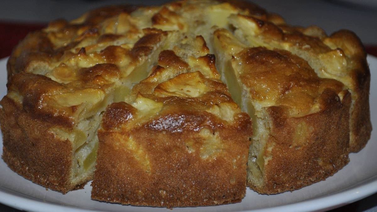 Gâteau aux pommes de grand-mère