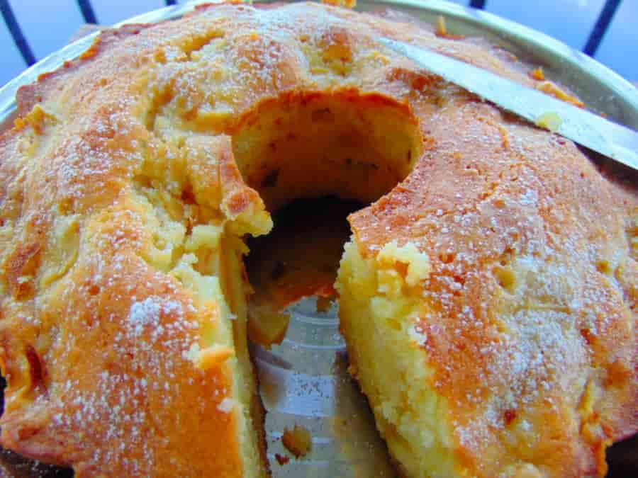 GÂTEAU AUX POMMES MOELLEUX