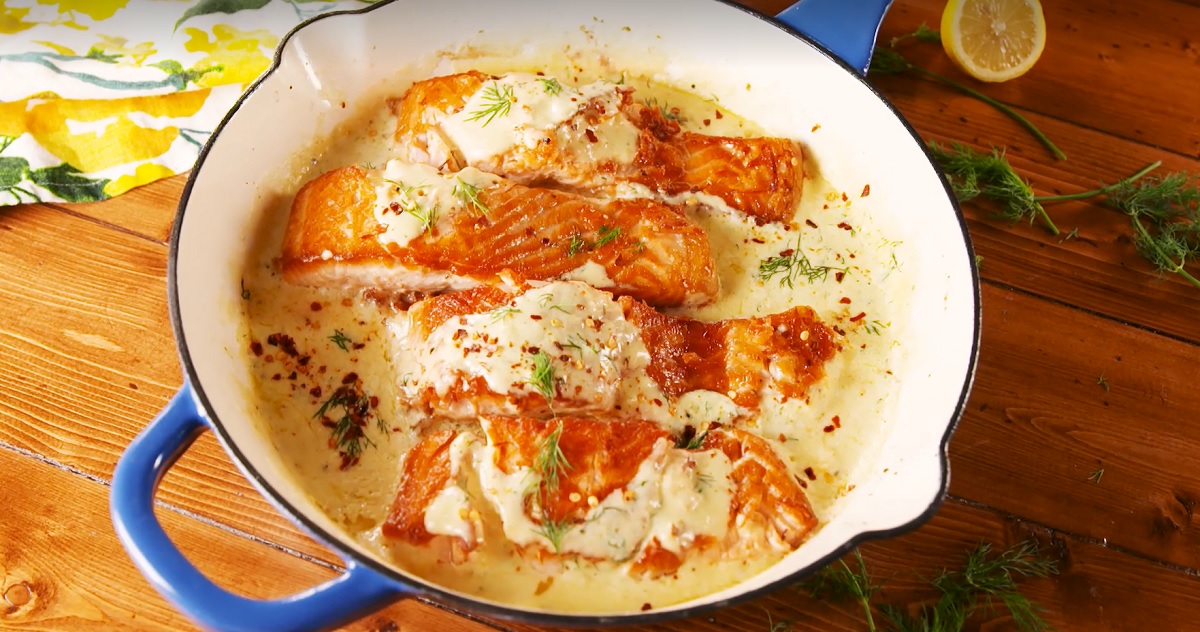 Saumon crémeux au citron et à l'ail