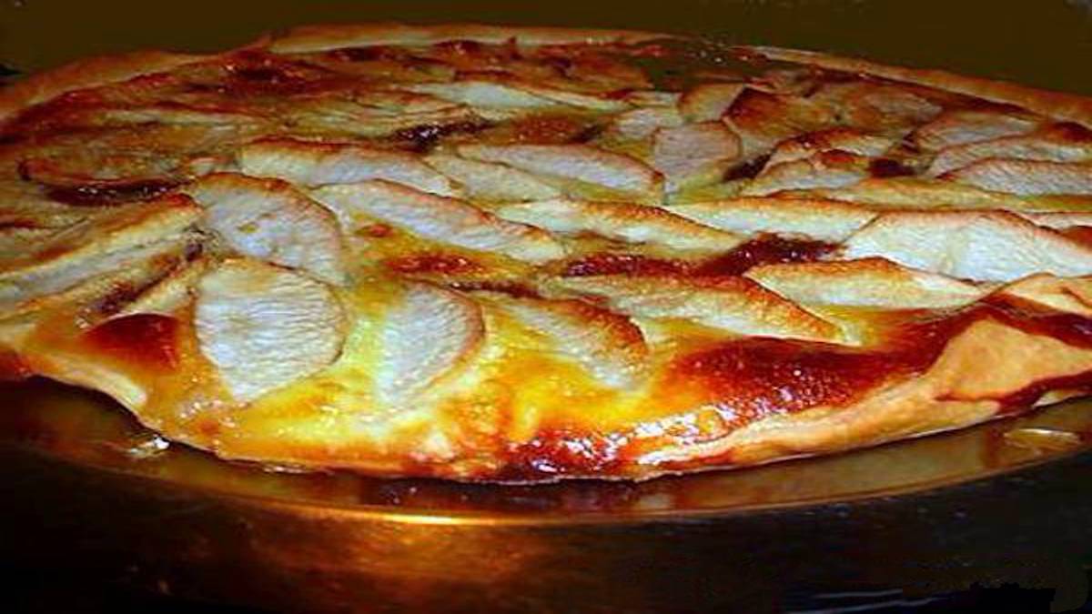 Tarte grand-mère aux pommes et carambars.