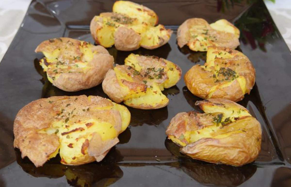 Pommes de terre écrasées au four