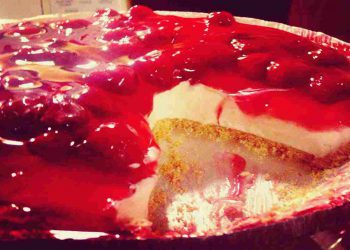 Gâteau au fromage et cerises