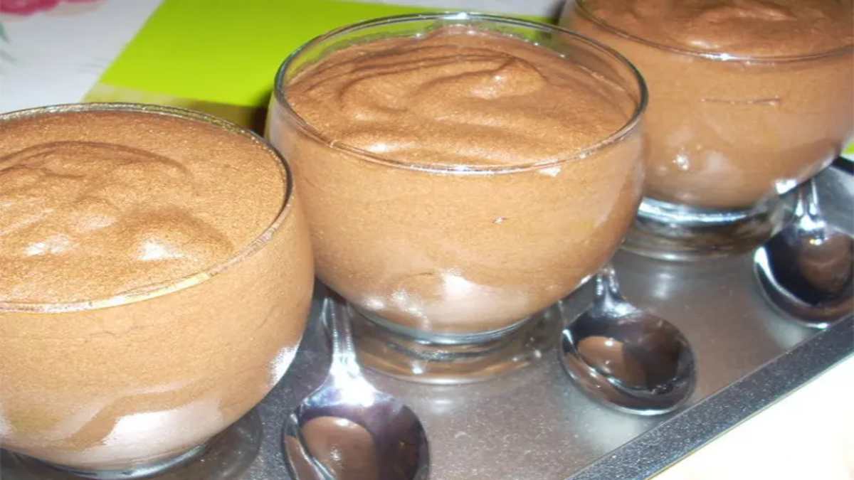 Mousse au chocolat classique Si simple ! Astuces au feminin
